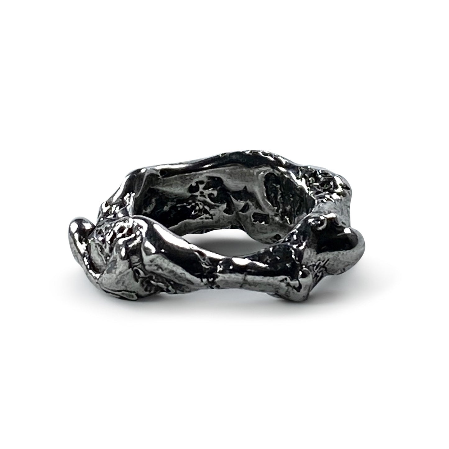 Bodies-Ring-Alex Skeffington