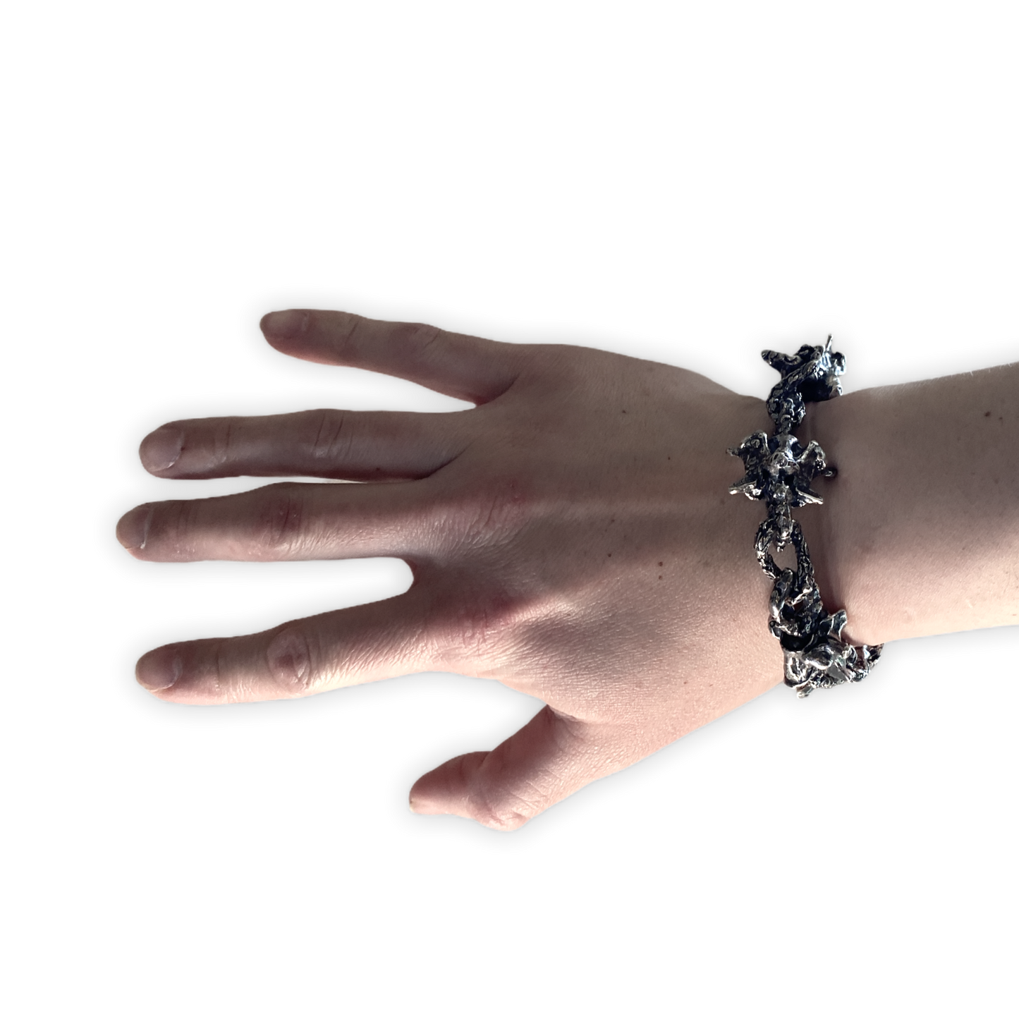 METAL PYTHON VERTEBRAE WRIST CHAIN