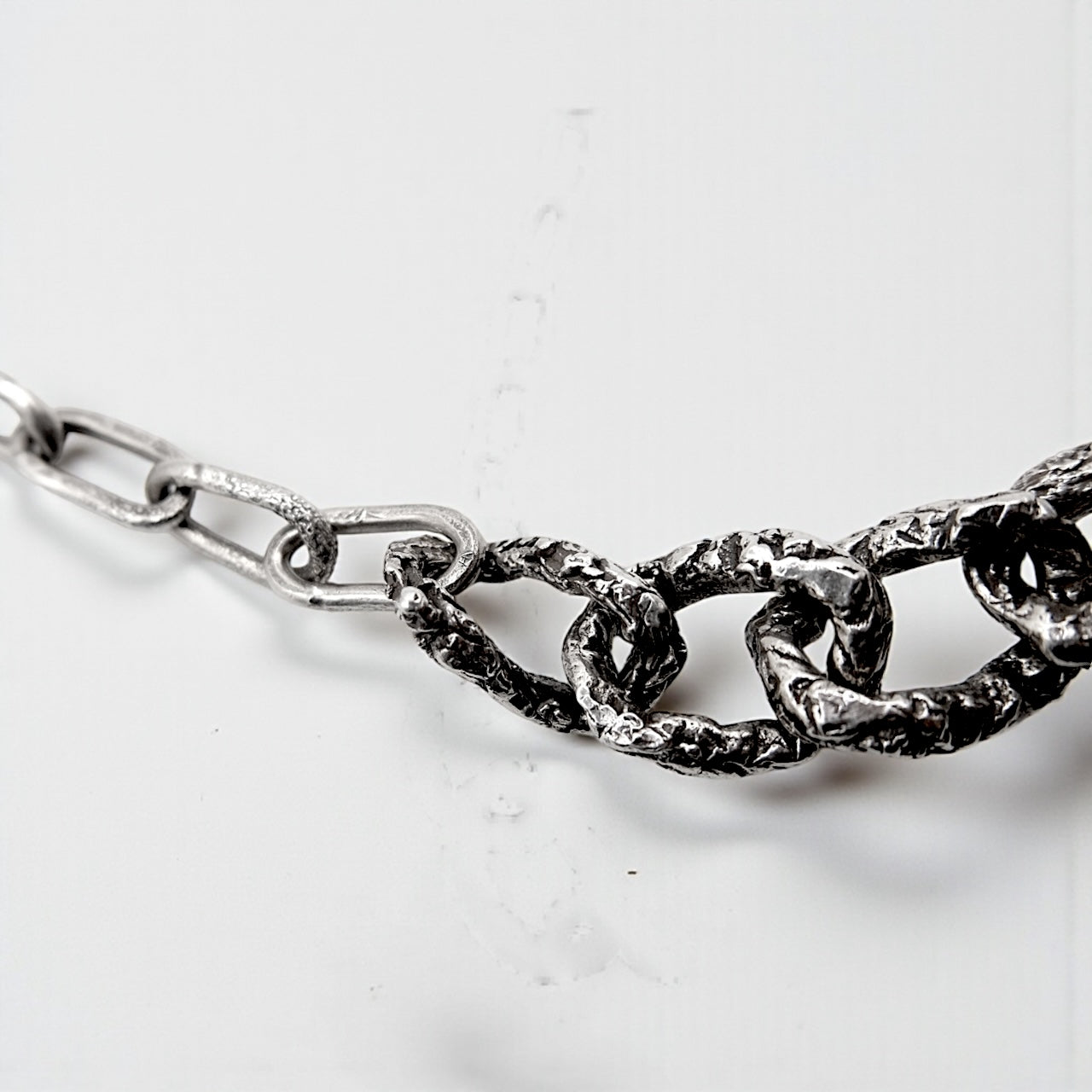 METAL MIXED CHAIN NECKLACE II.