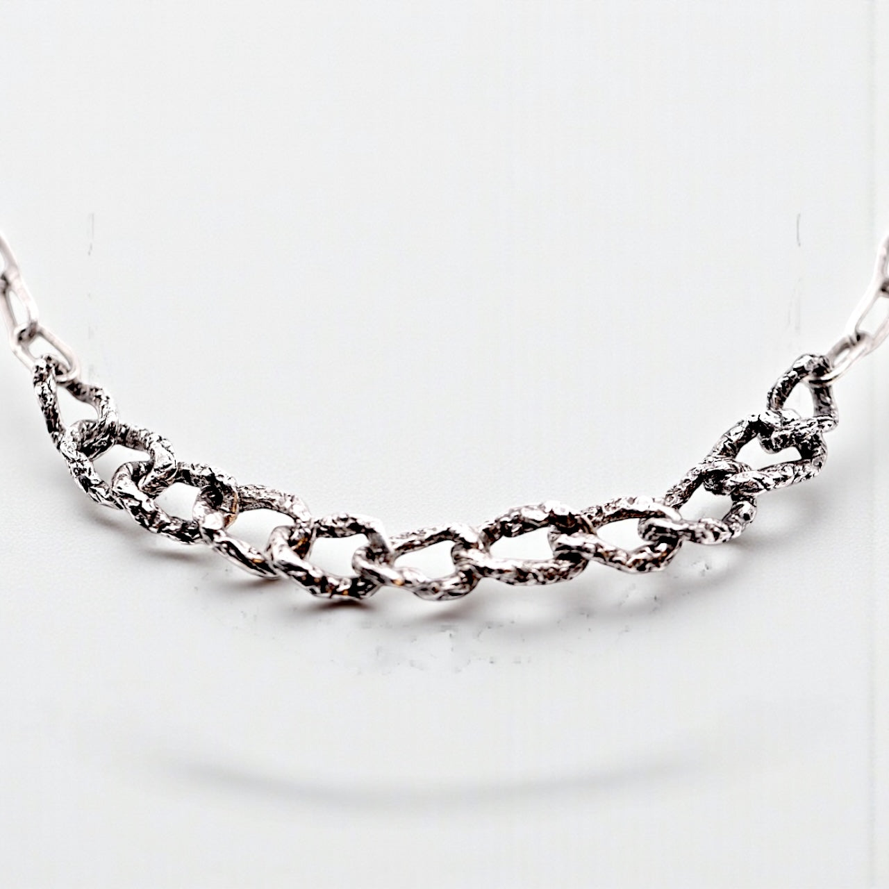 METAL MIXED CHAIN NECKLACE II.